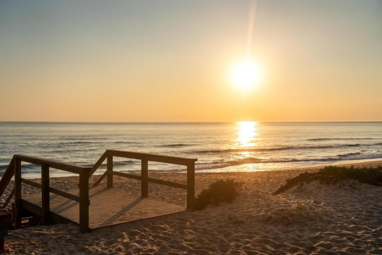 Faro Beach Life Hostel ภายนอก รูปภาพ